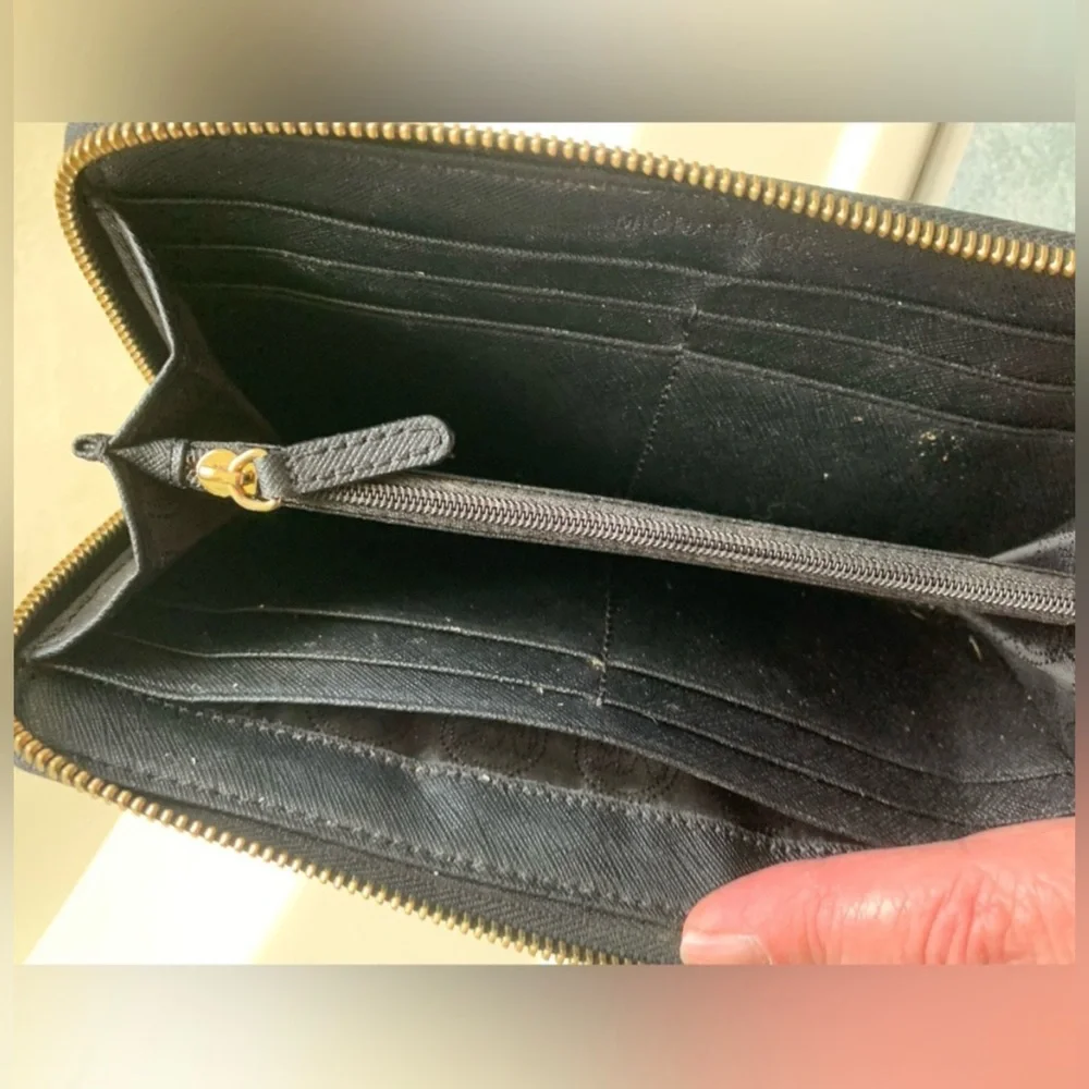 Michael Kors Black Zip-Around Wallet - Picture 3 of 4